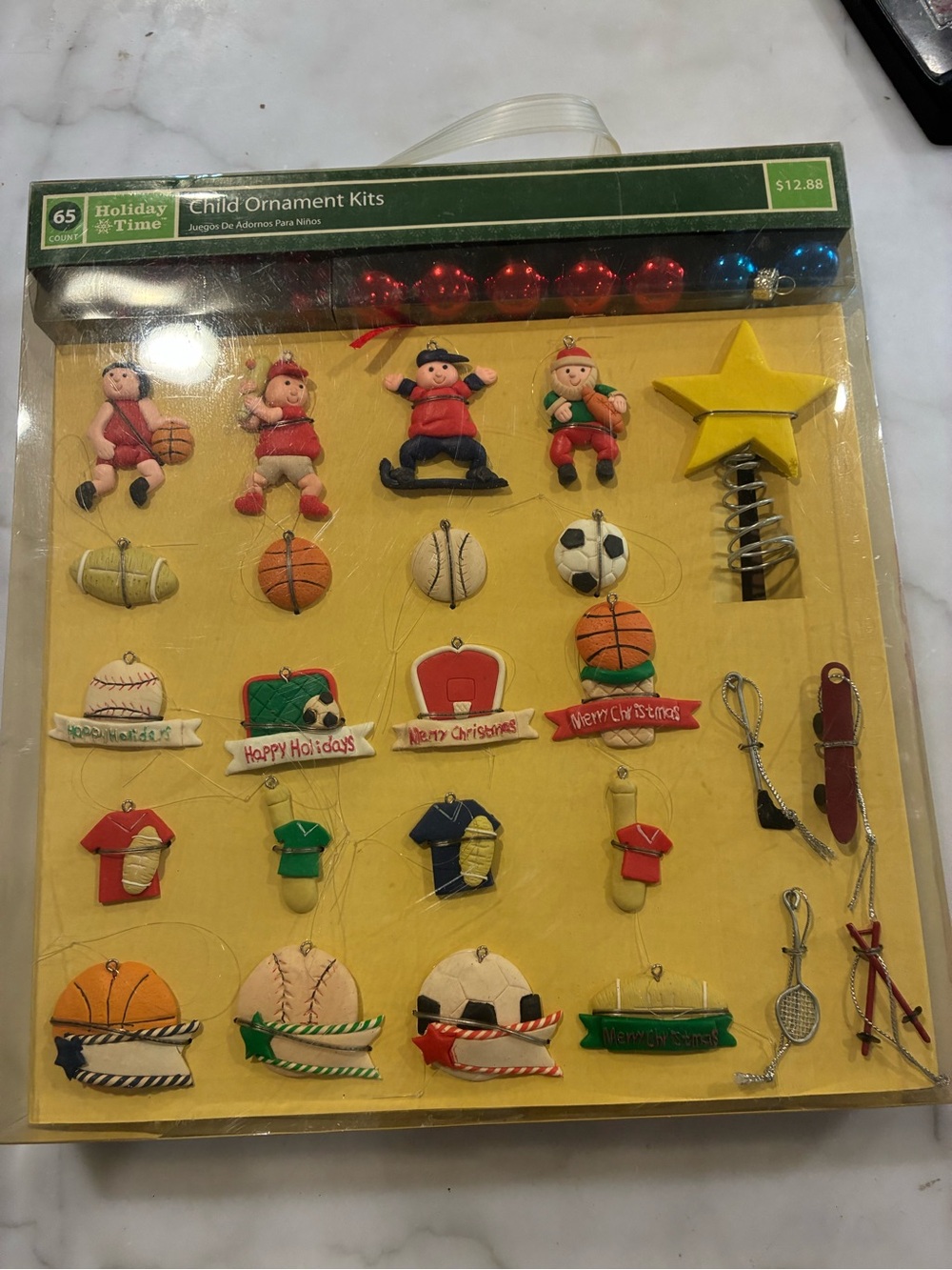 Holiday Time Green and Cream Hanging Ornament Strip Pack